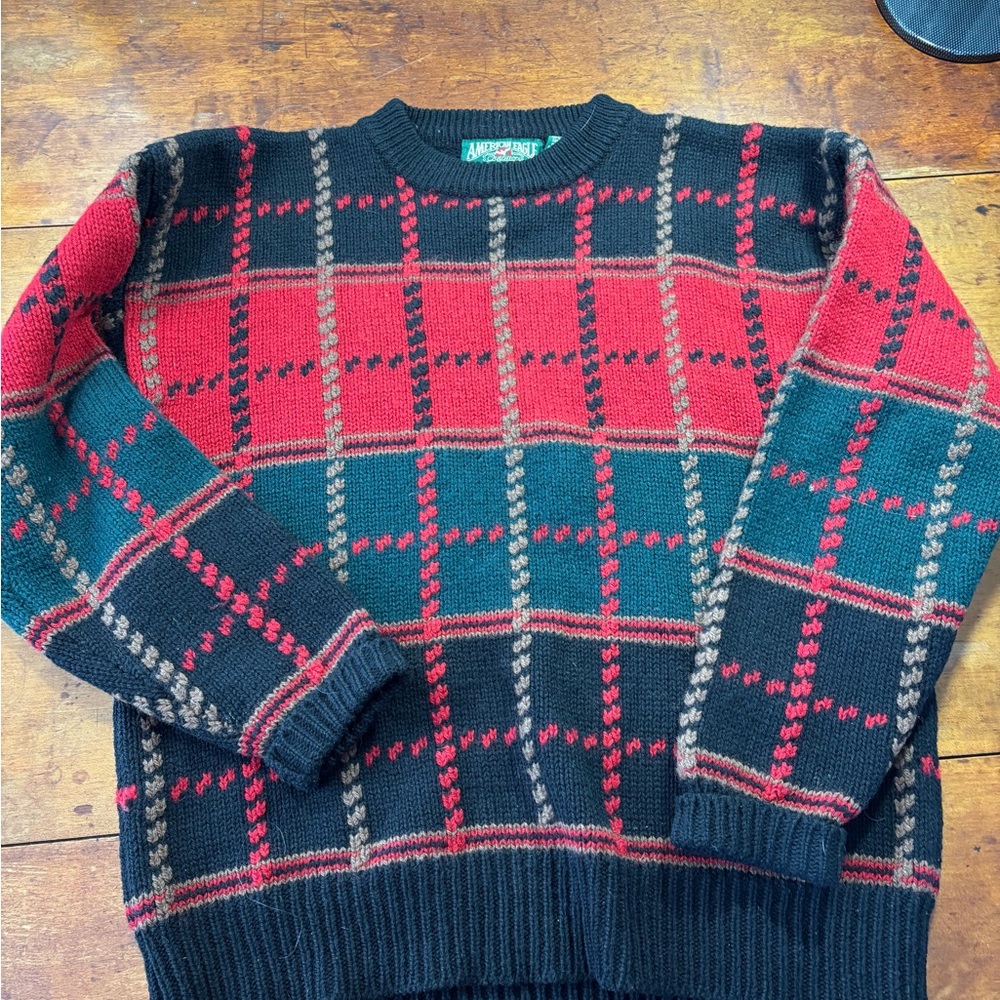 American Eagle Outfitters Red and Black Plaid Crewneck Sweater